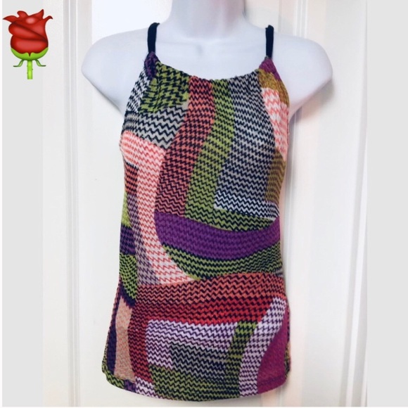 5th Culture Zigzag Criss Cross Back Tank Top Small - Picture 1 of 4